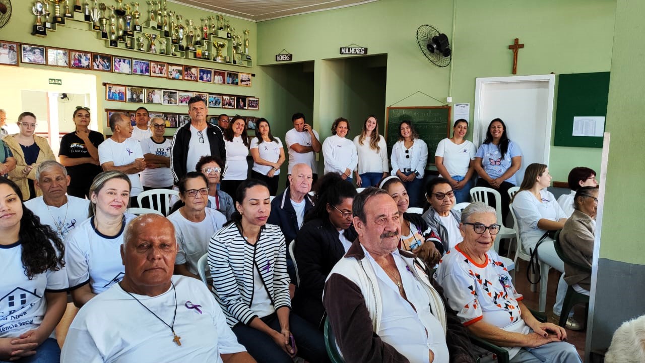 CLUBE DA TERCEIRA IDADE REALIZA AÇÕES PELO JUNHO VIOLETA