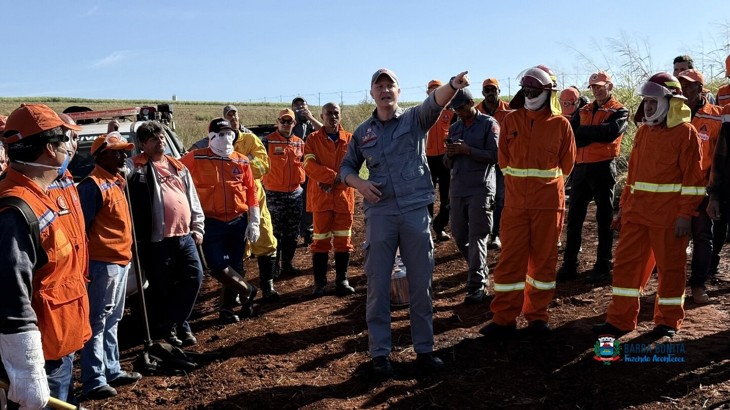 MAIS DE 200 PROFISSIONAIS SE REÚNEM EM BARRA BONITA PARA CAPACITAÇÃO REGIONAL CONTRA INCÊNDIOS