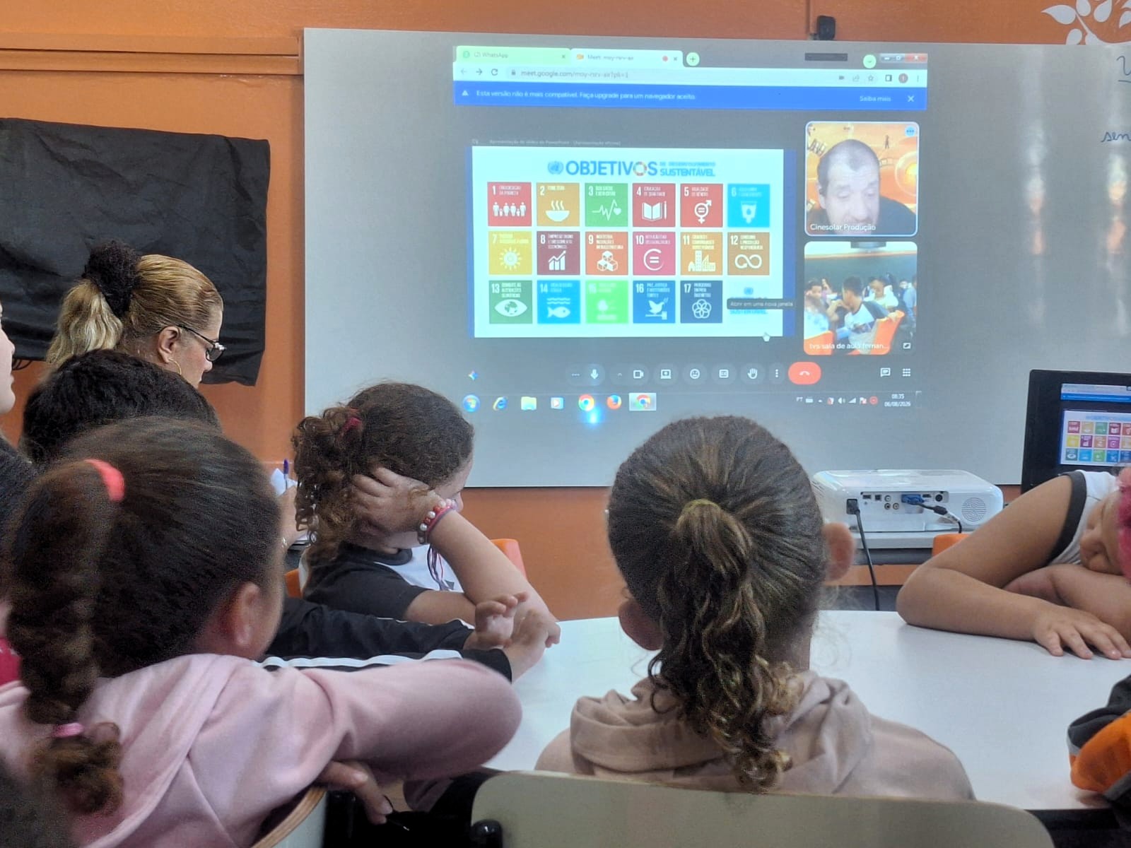 CRIATIVIDADE, SUSTENTABILIDADE E CINEMA: ALUNOS PARTICIPAM DE OFICINA DE ANIMAÇÃO DO CINESOLAR