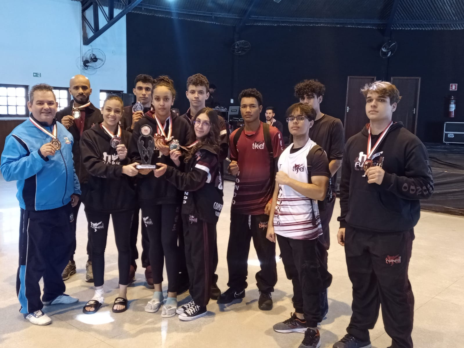 É HOJE! BARRA SEDIA 3 PARTIDAS DA COPA RECORD DE FUTSAL FEMININO - Esportes  e Lazer - Prefeitura de Barra Bonita