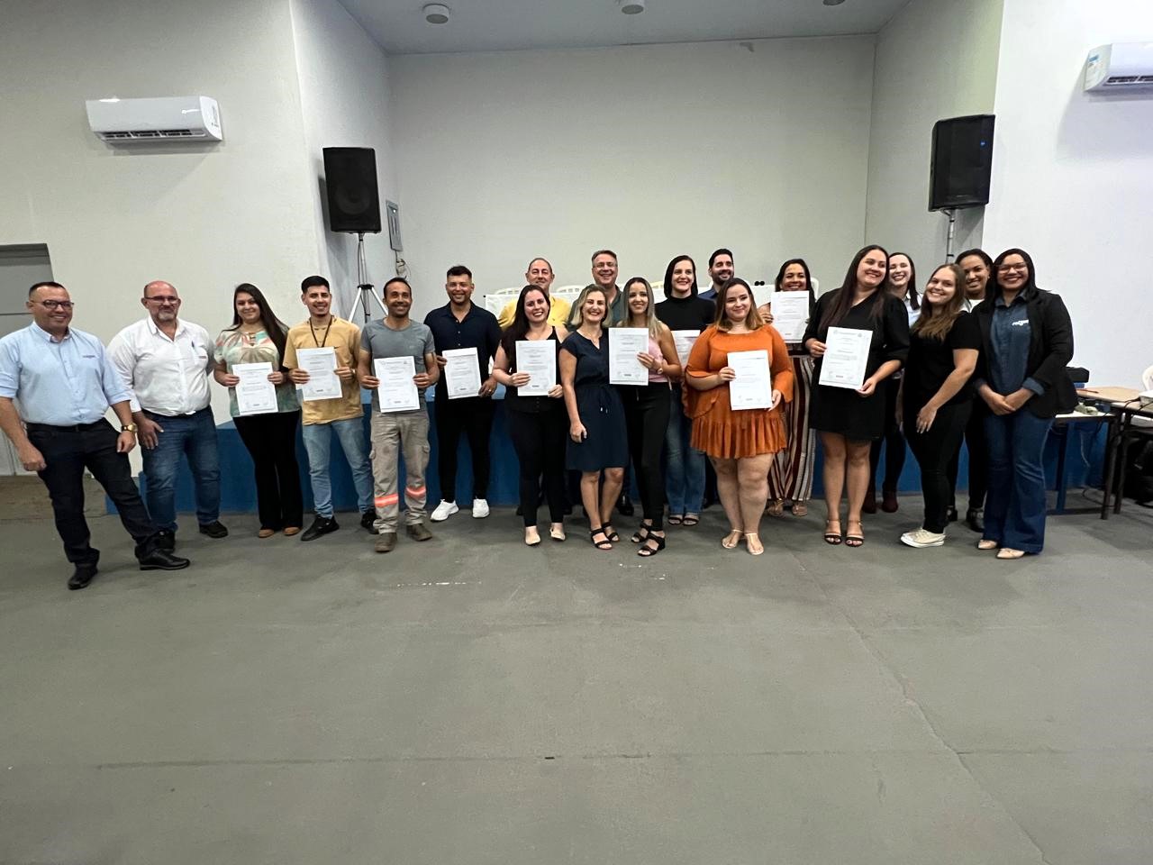 FORMANDOS DO CURSO DE OPERADOR DE PLANTA DE ETANOL E2G RECEBEM CERTIFICADOS